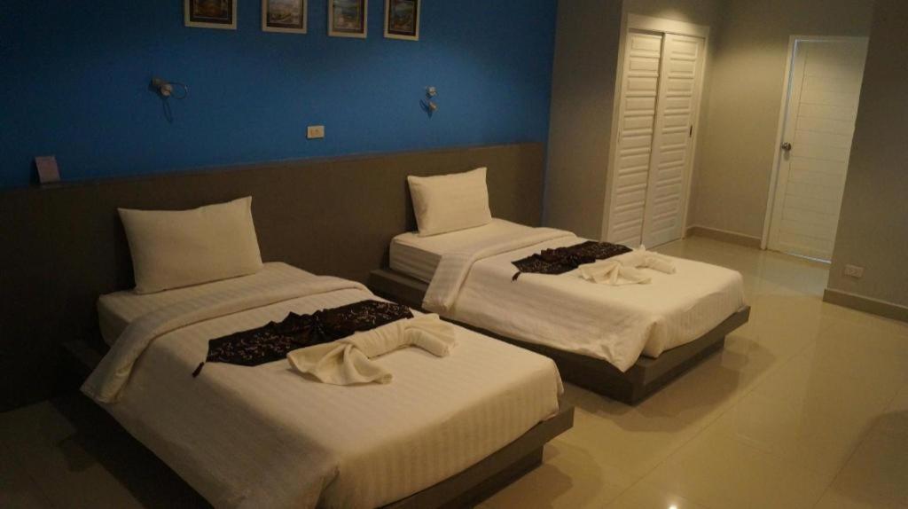 P.F Mansion Hotel Chaweng  Exterior photo