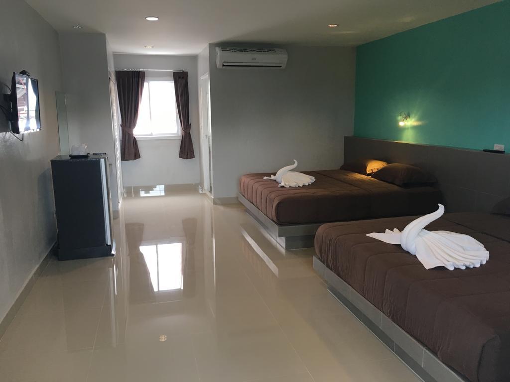 P.F Mansion Hotel Chaweng  Exterior photo